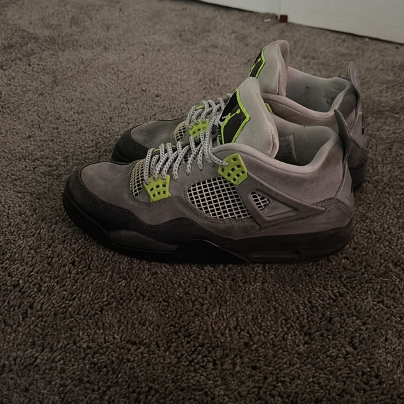 Air Jordan 4 neon - Picture 2 of 4